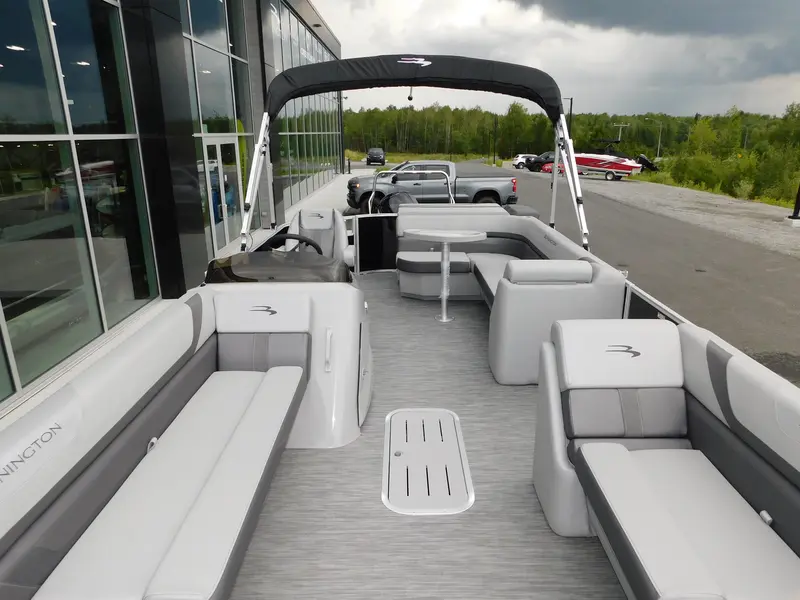 2023 Bennington 23 SX Cruise 3 Gate