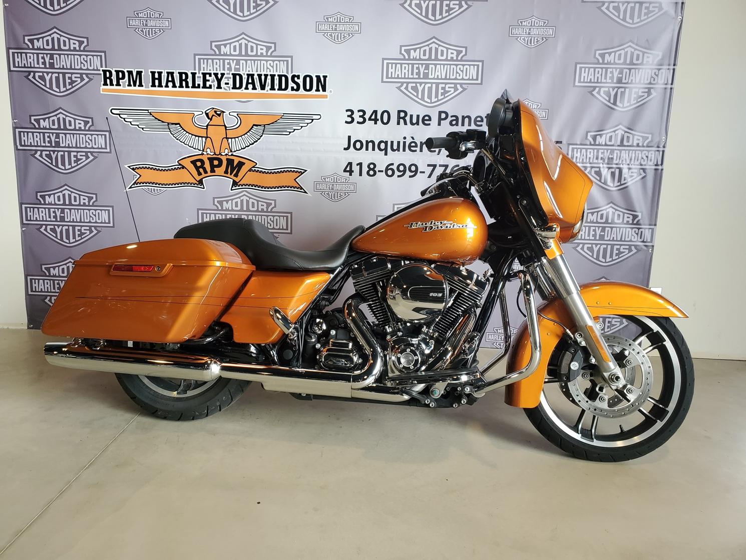 FB700196 Harley-Davidson Street Glide Special 2015
