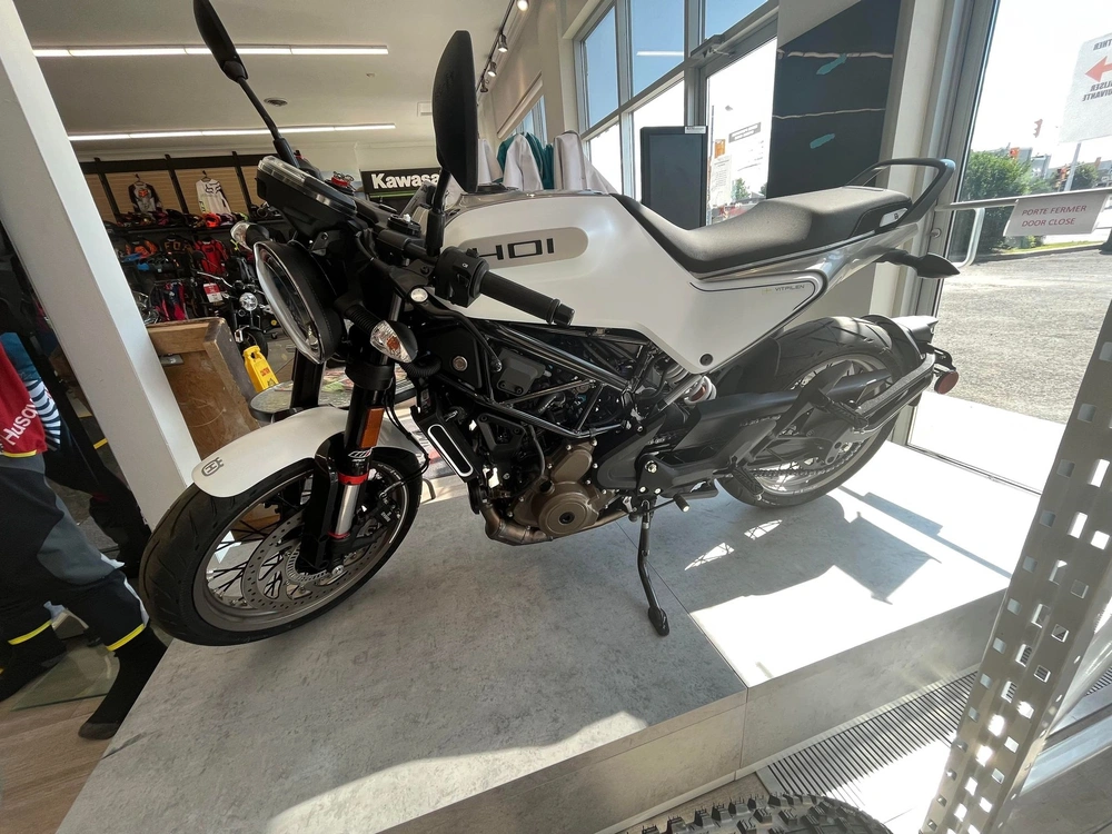 Husqvarna Vitpilen 401 2022 alt