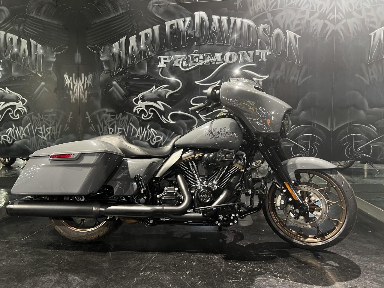 2022 Harley-Davidson FLHXST STREET GLIDE 117PC
