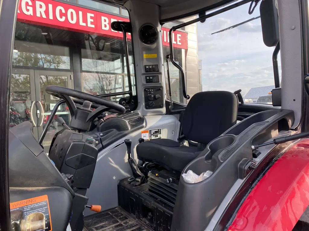 2017 Mahindra 3550 HST