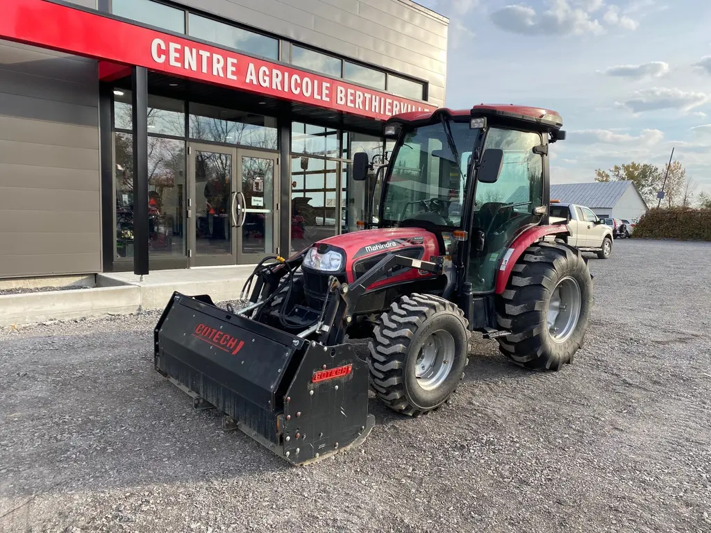 2017 Mahindra 3550 HST