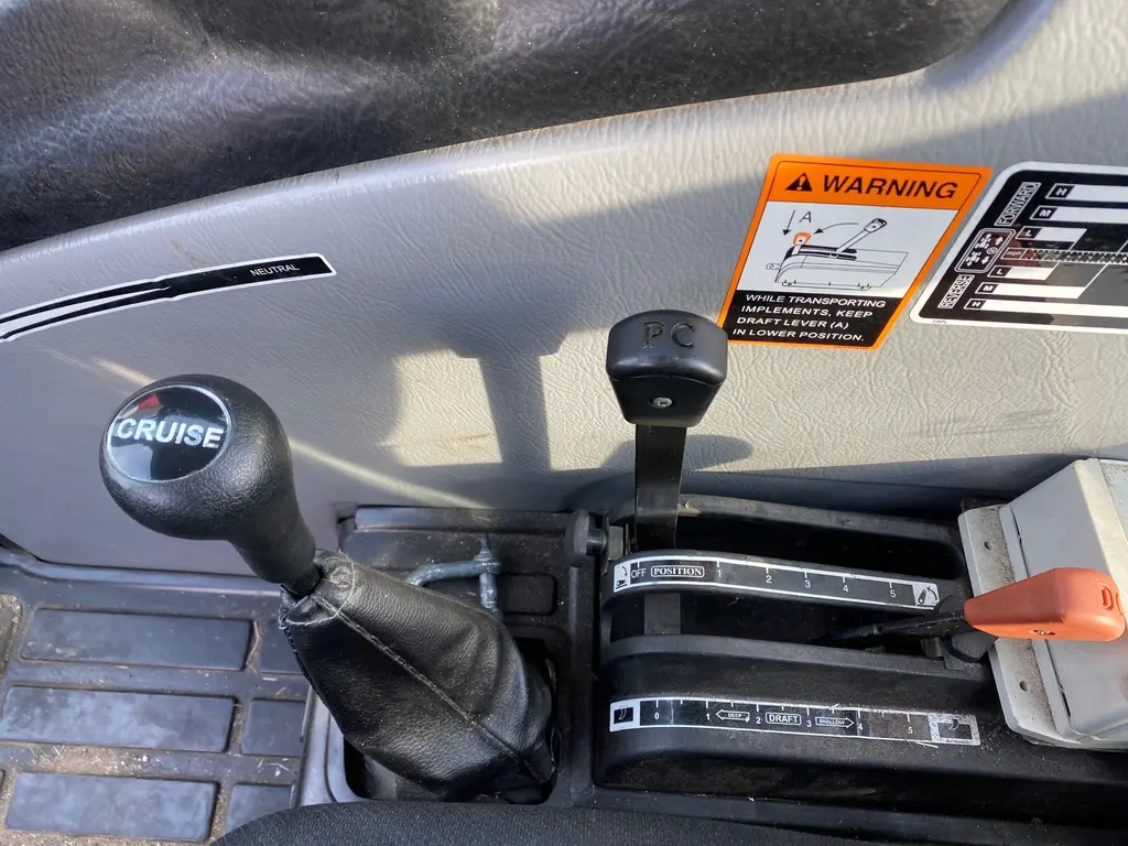 2017 Mahindra 3550 HST