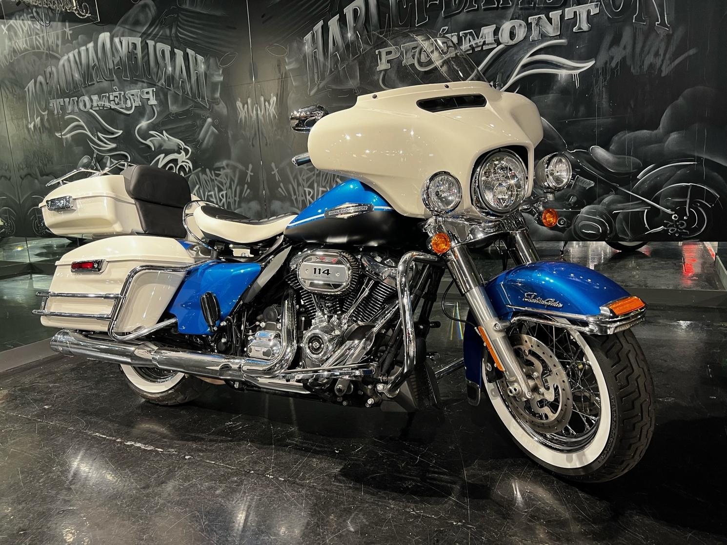 Harley-Davidson FLH REVIVAL 2021