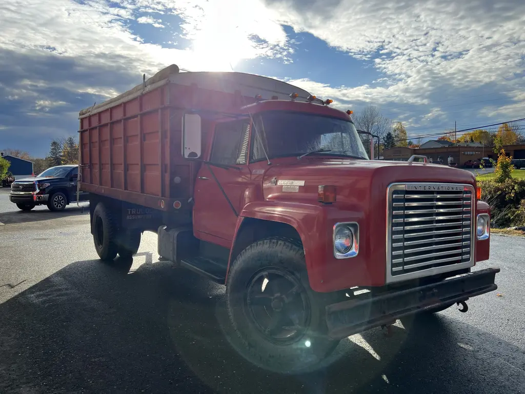 International Harvester LoadStar 1700 1975