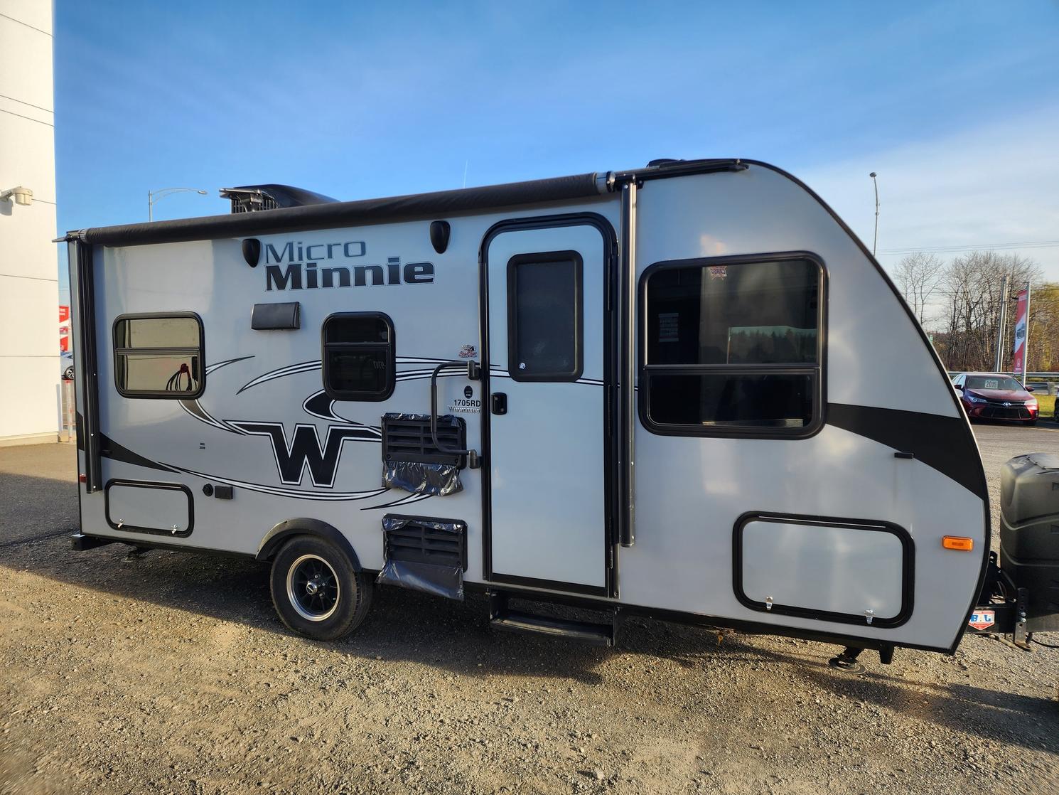 Used 2018 Winnebago Micro Minnie 1705RD in New Richmond Roulottes