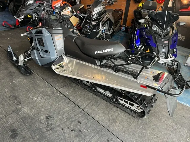 2023 Polaris 550 Voyageur 144