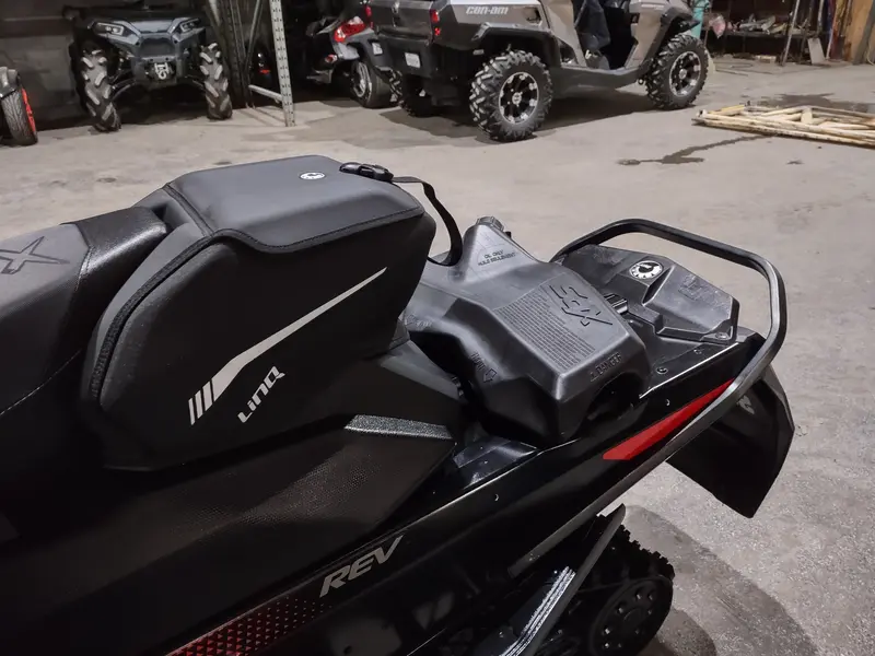 2018 Ski-Doo MXZ X 850 SAVE $4604 RABAIS
