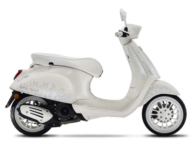 2023 Vespa Sprint 50 Justin Bieber alt