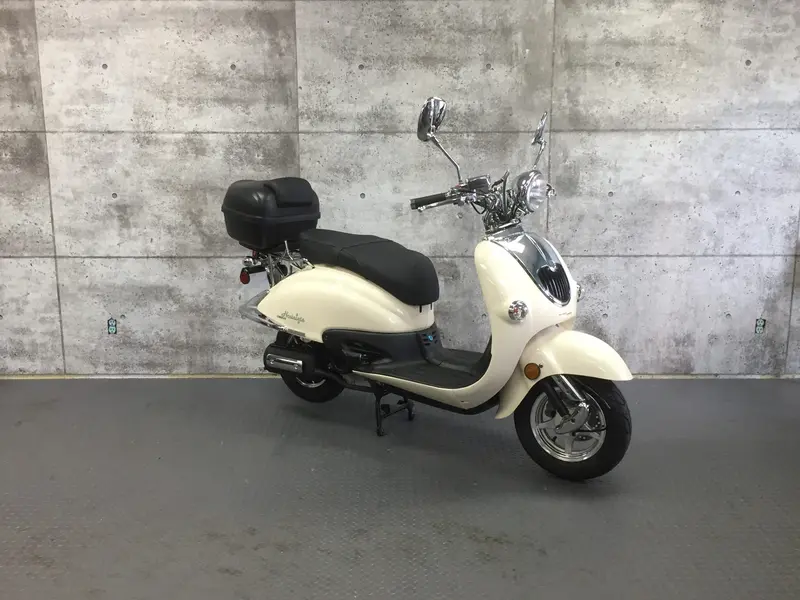 2022 Scootterre Nostalgia 50 Special Edition