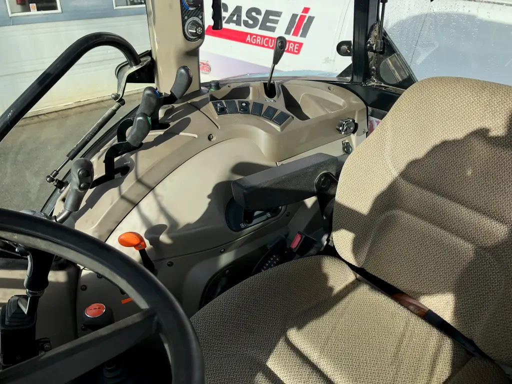 Case IH Farmall 110A 2017