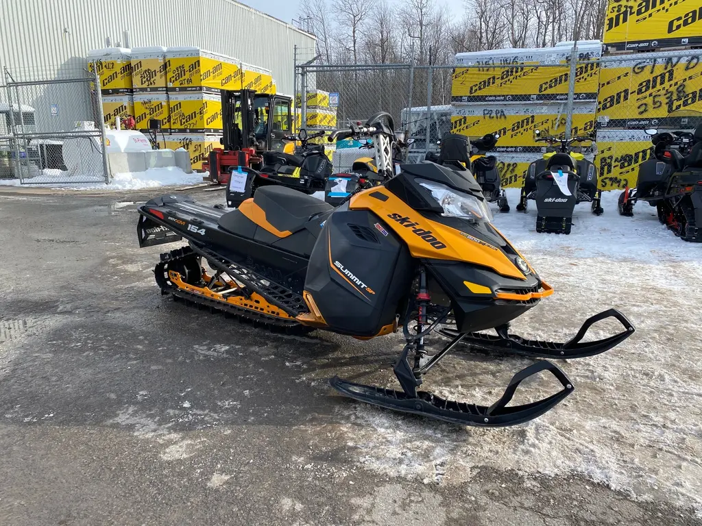 2013 Ski-Doo SUMMIT SP 800R