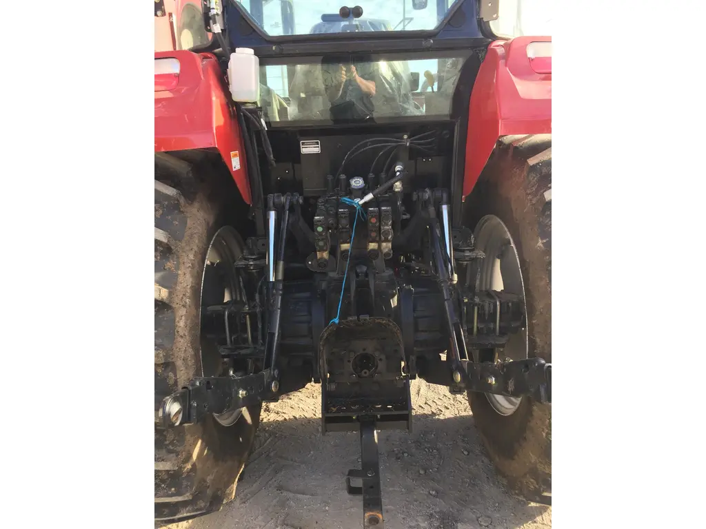 Case IH Farmall 110A 2017