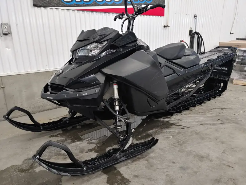 2018 Ski-Doo Summit SP 850 E-TEC