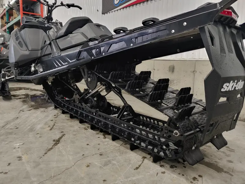 2018 Ski-Doo Summit SP 850 E-TEC