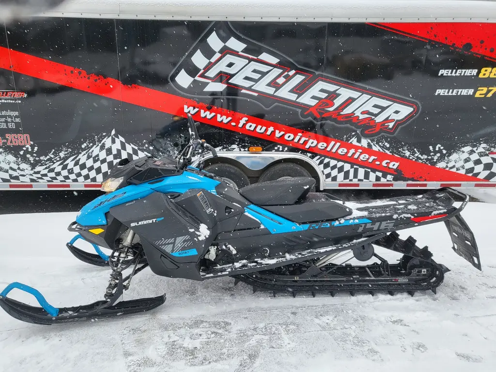 Ski-Doo SUMMIT SP 146 ,SHOT 2019