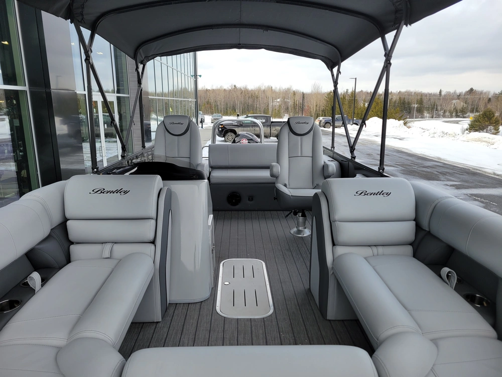 Bentley Elite 223 Swingback 12 780$ De Réduction, Offre Printanière 2023 alt