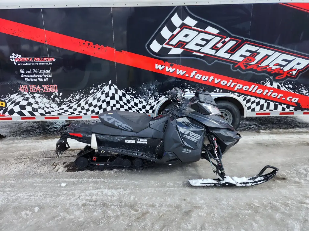 Ski-Doo MXZ XRS 800  2015