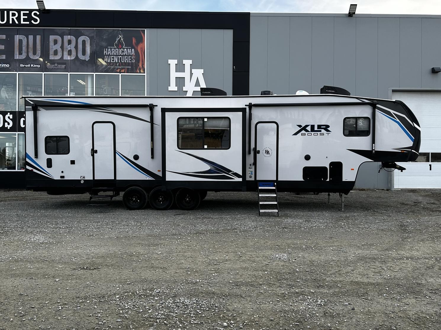 XLR 37TSX13 2022