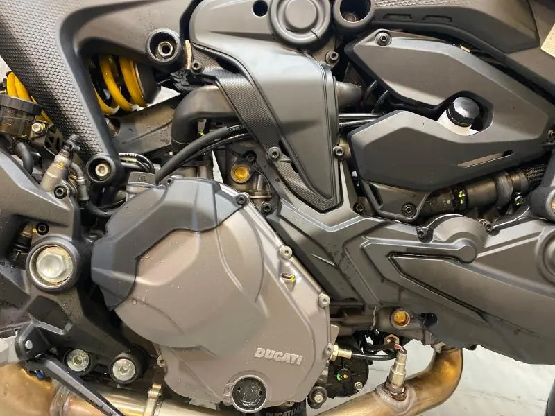 2023 Ducati MONSTER PLUS   Model en liquidation !