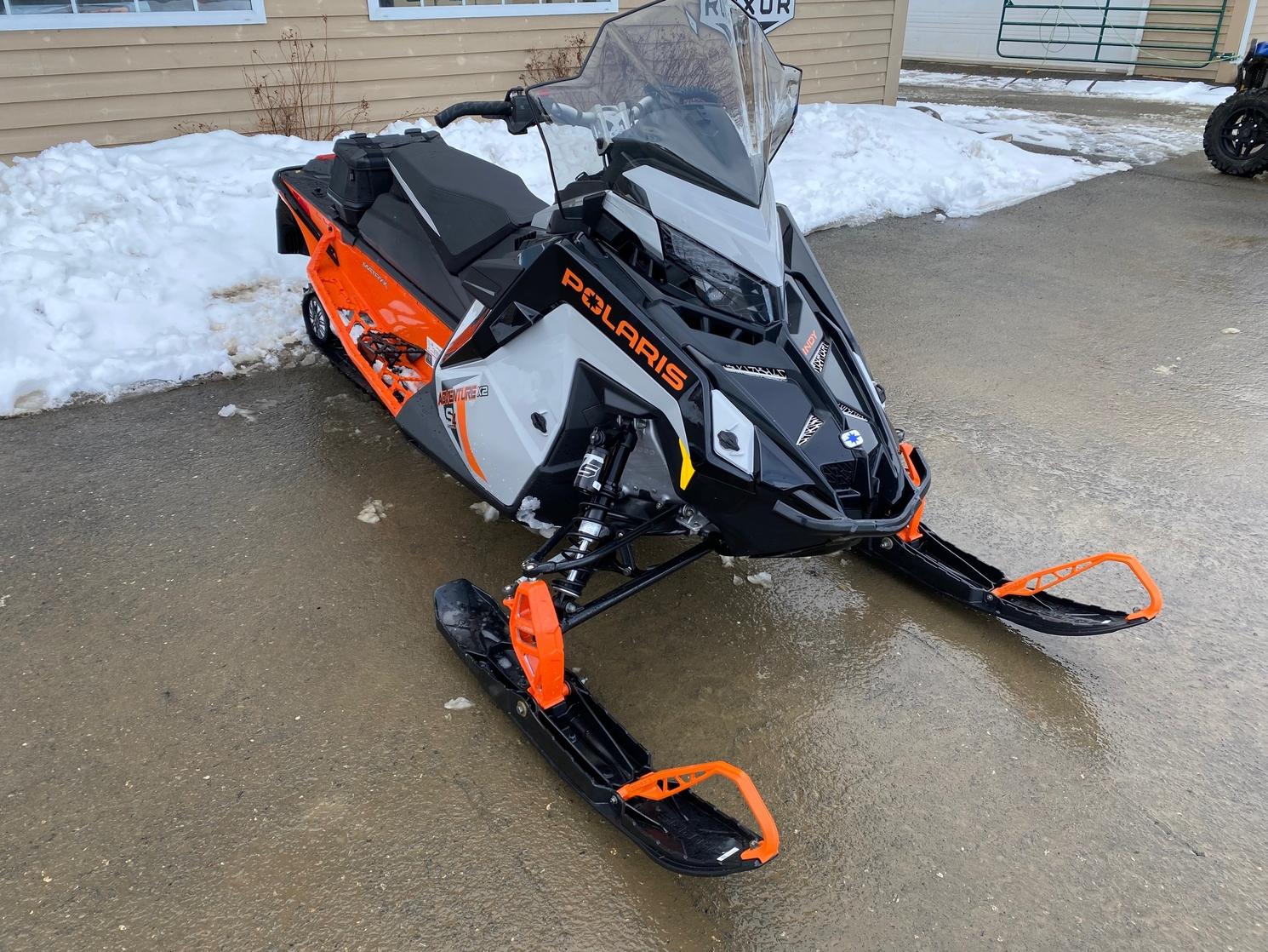 Polaris S4 Indy Adventure X2 2023