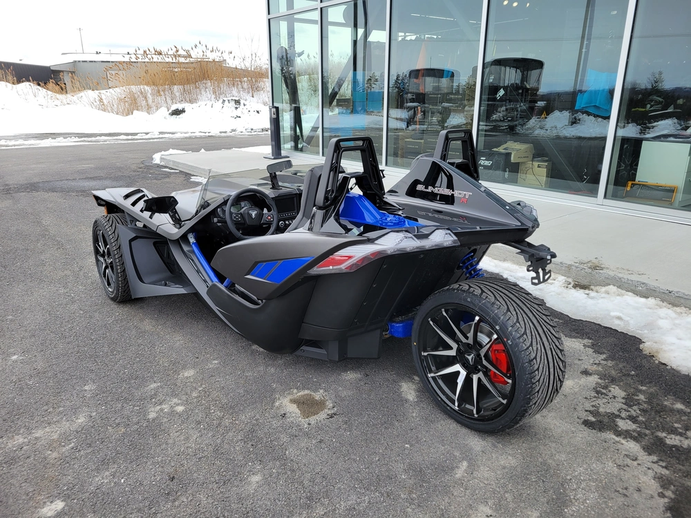 Slingshot R 2023 alt