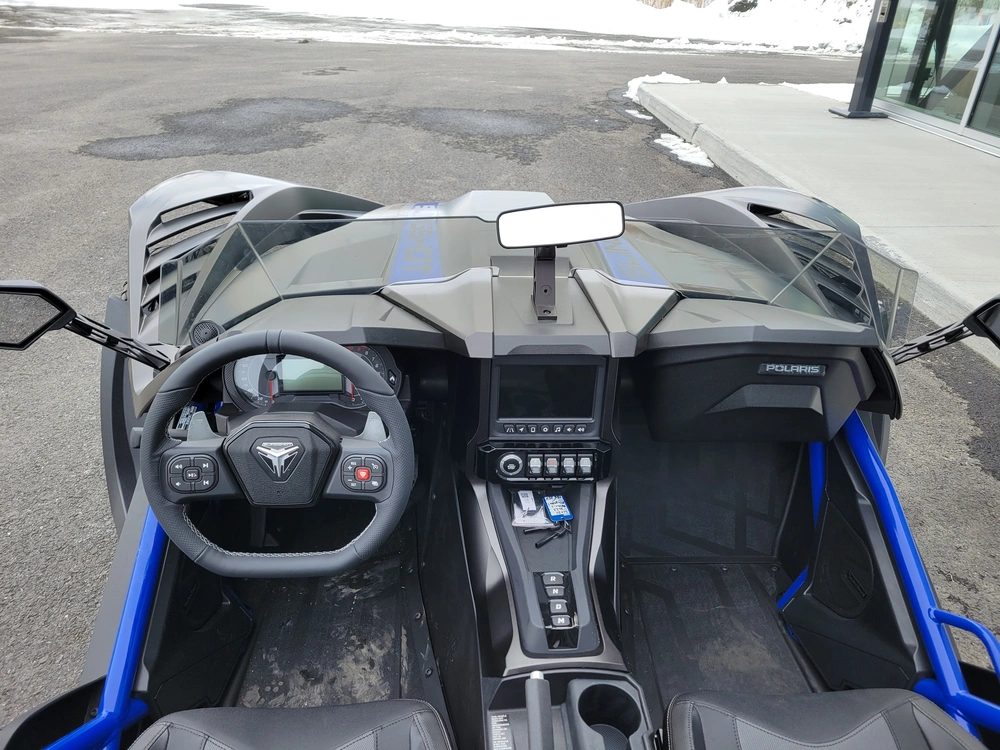 Slingshot R 2023 alt