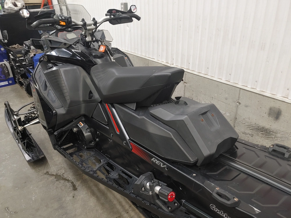 Ski-doo Renegade X 850 E-tec 2018 alt
