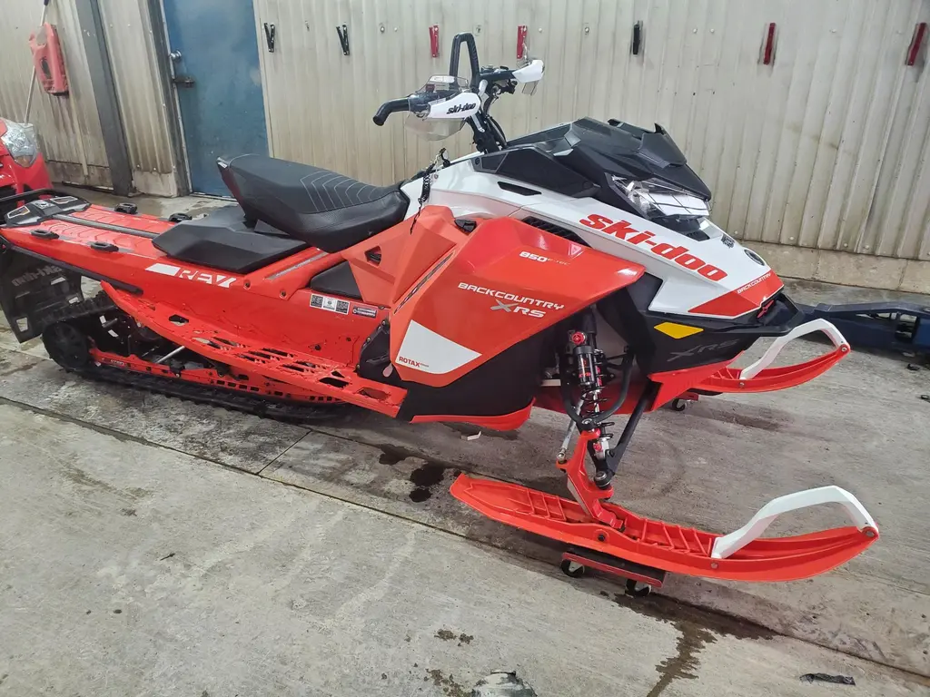 2019 BRP Backcountry XRS