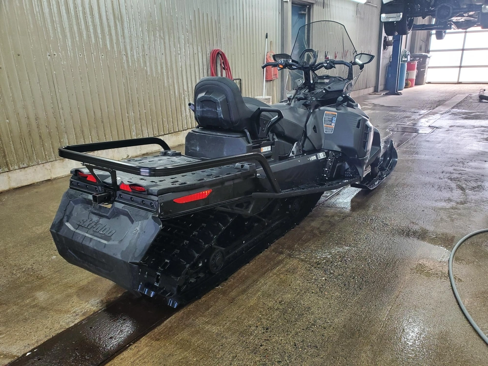 2023 Ski-doo Skandic Swt alt