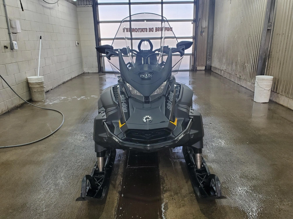 Ski-doo Skandic Swt 2023 alt
