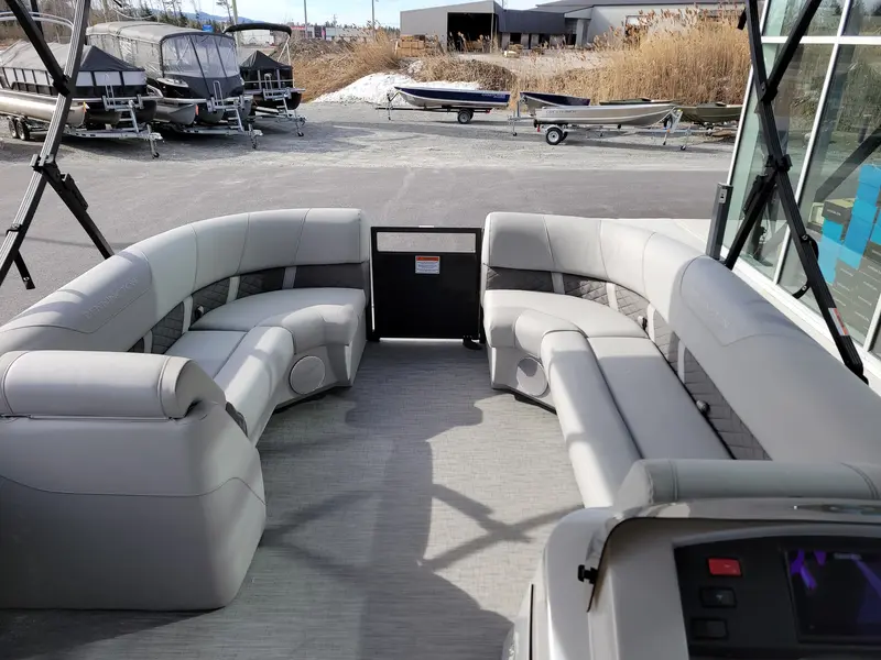 2023 Bennington 23 SX Swingback