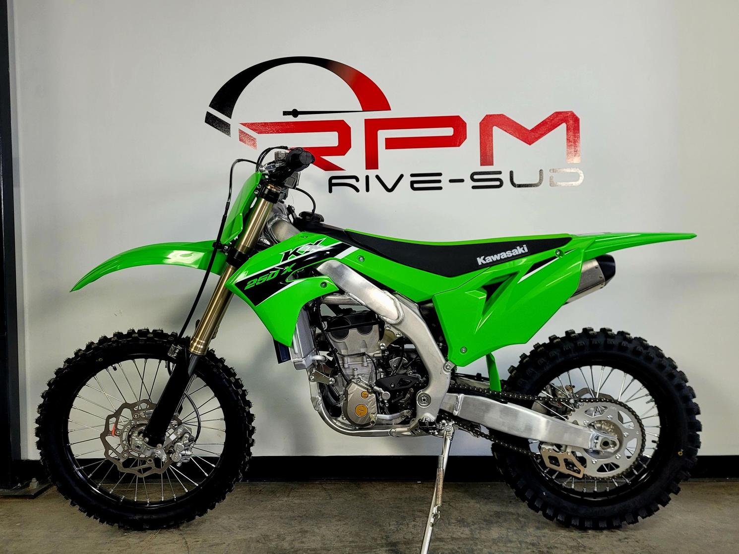 Kawasaki Motocross KX 250 2023 New vehicle - Lime Green