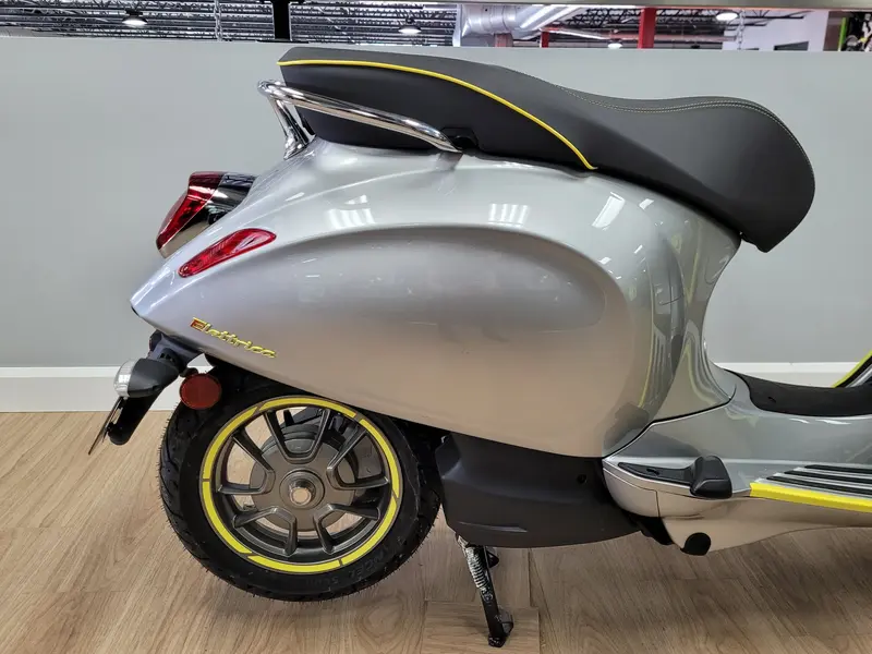 2022 VESPA ELETTRICA 70KM/H 💯électrique⚡