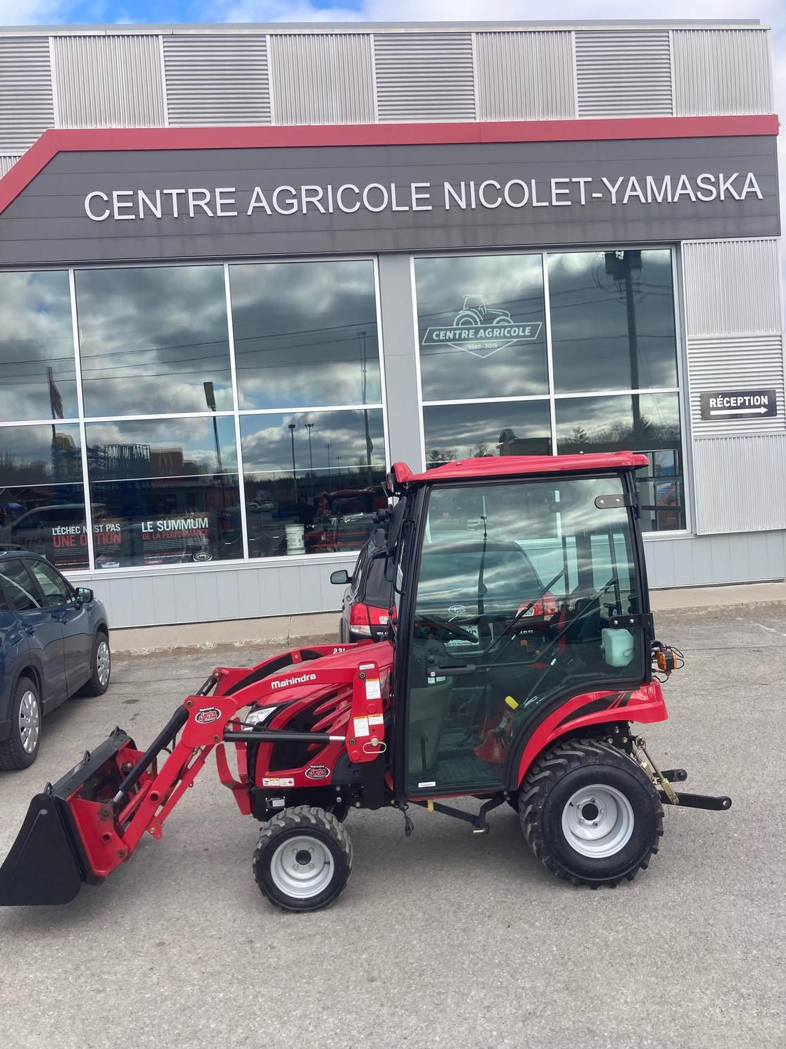 2020 Mahindra Emax20S Cab