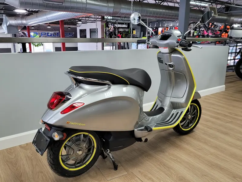 2022 VESPA ELETTRICA 70KM/H 💯électrique⚡