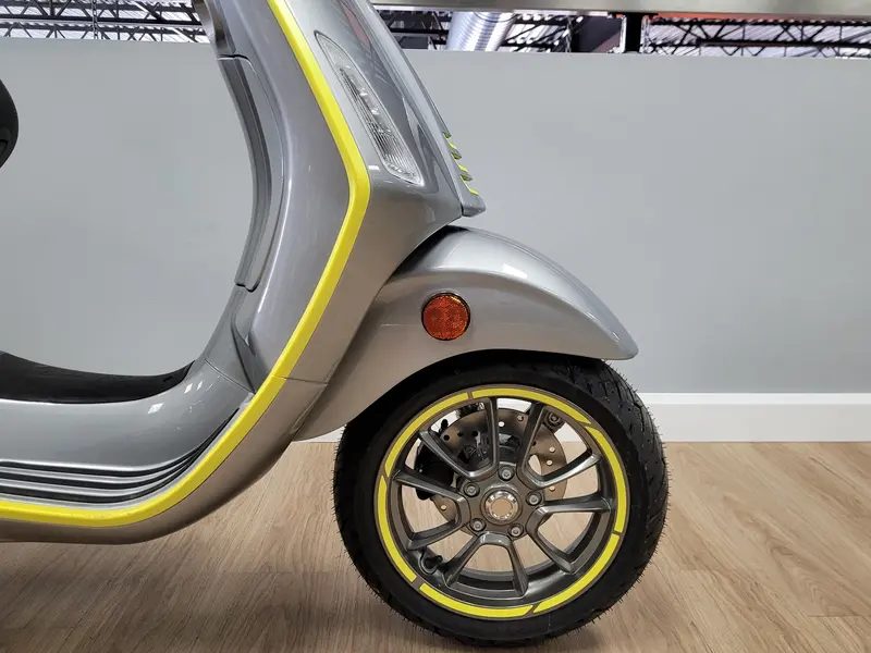 2022 VESPA ELETTRICA 70KM/H 💯électrique⚡