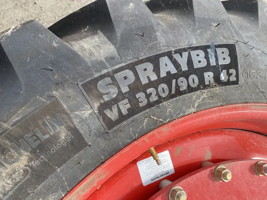 2022 TRELLEBORG VF380/105R50