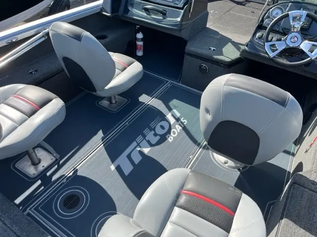 2015 Triton 172 DV 115 hp suzuki (110 HEURES)