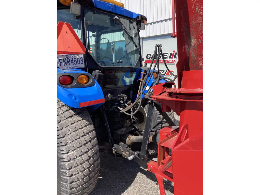 New Holland T4.75 2013
