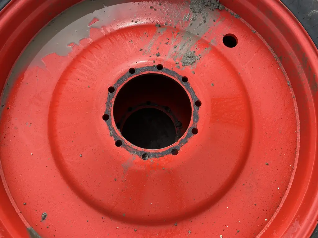 2022 TRELLEBORG VF380/105R50