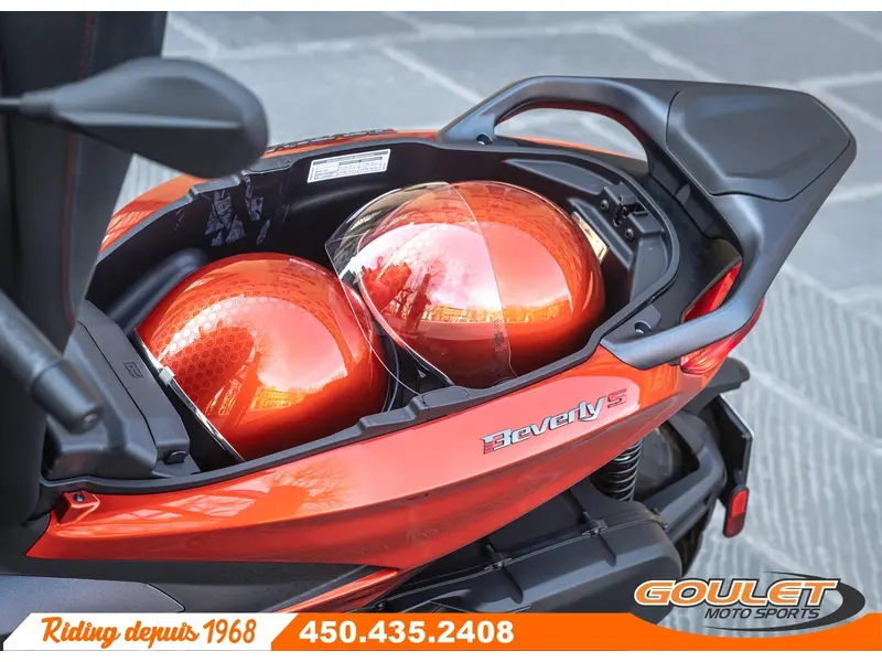 2023 Piaggio BV 400 NERO TEMPESTA