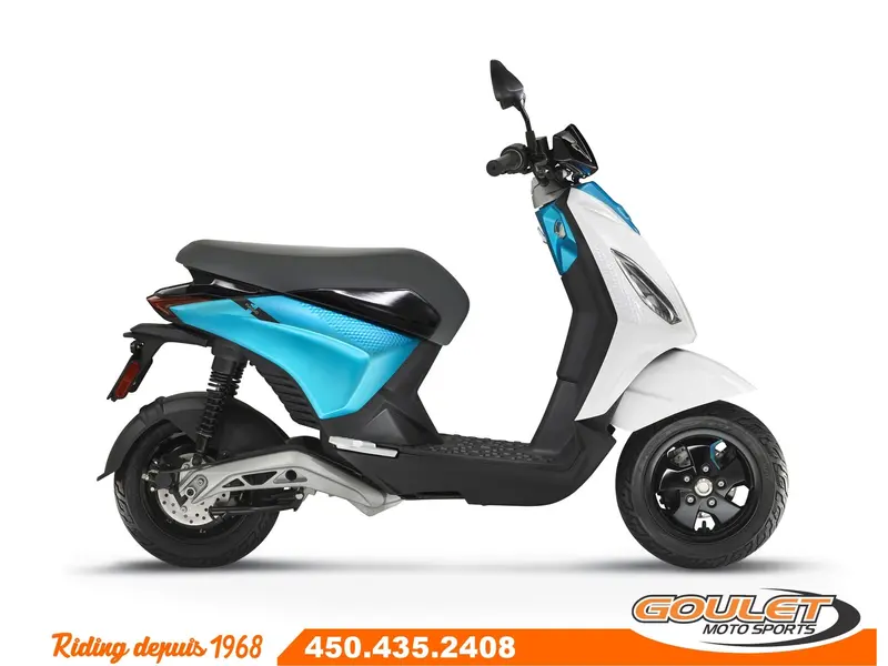 2022 Piaggio ONE ACTIVE  100% Électrique ARCTIC MIX