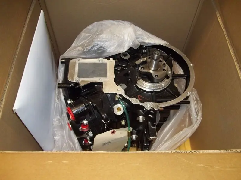 2004 Evinrude V4 POWERHEAD