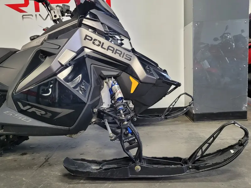 2022 Polaris 650 INDY VR1 129 DÉMO