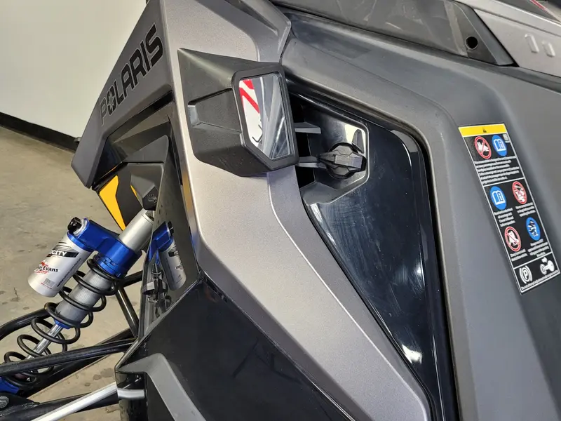 2022 Polaris 650 INDY VR1 129 DÉMO