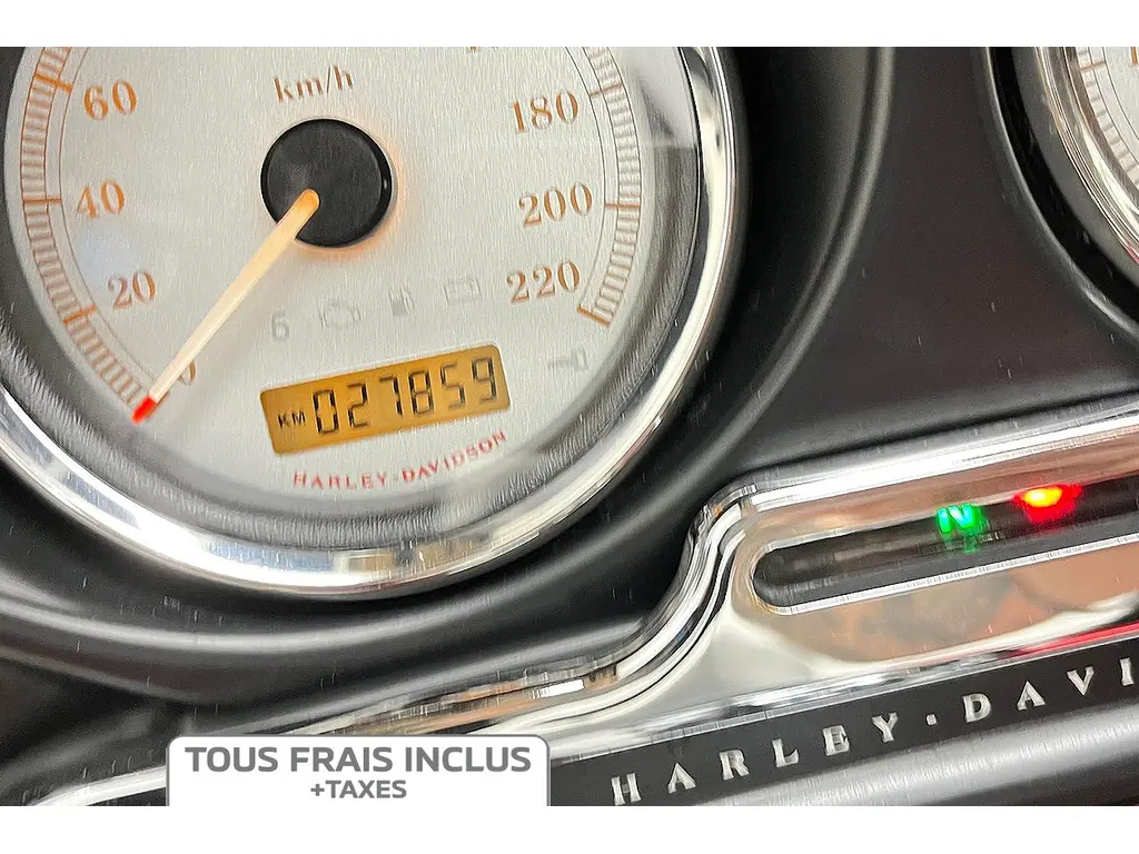 2013 Harley-Davidson FLHX Street Glide 103 - Frais inclus+Taxes