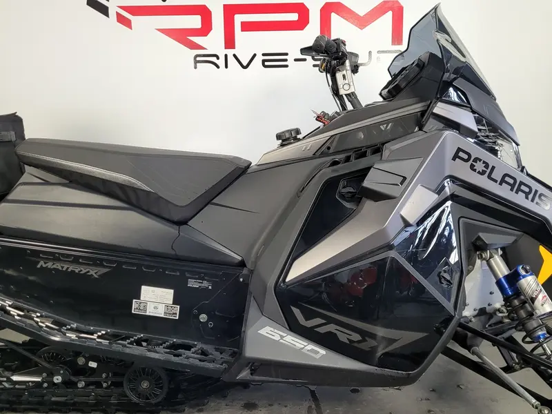 2022 Polaris 650 INDY VR1 129 DÉMO