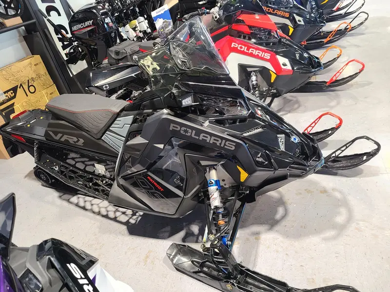 2023 Polaris BOOST INDY VR1 129