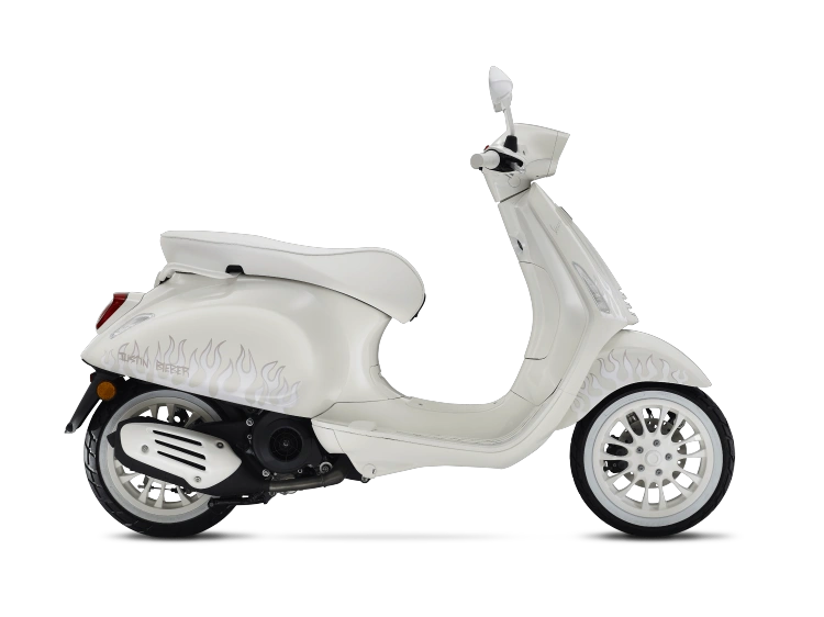 2022 Vespa Sprint 50 Justin Bieber X Vespa alt